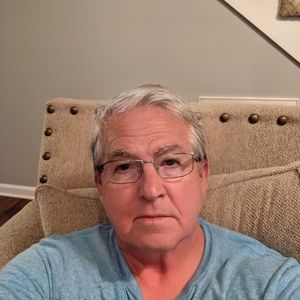 Meet your Posher, Derek